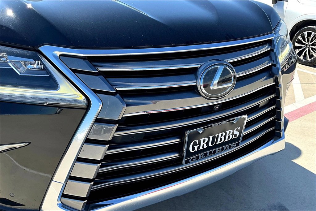 2018 Lexus LX 570 - Photo 38