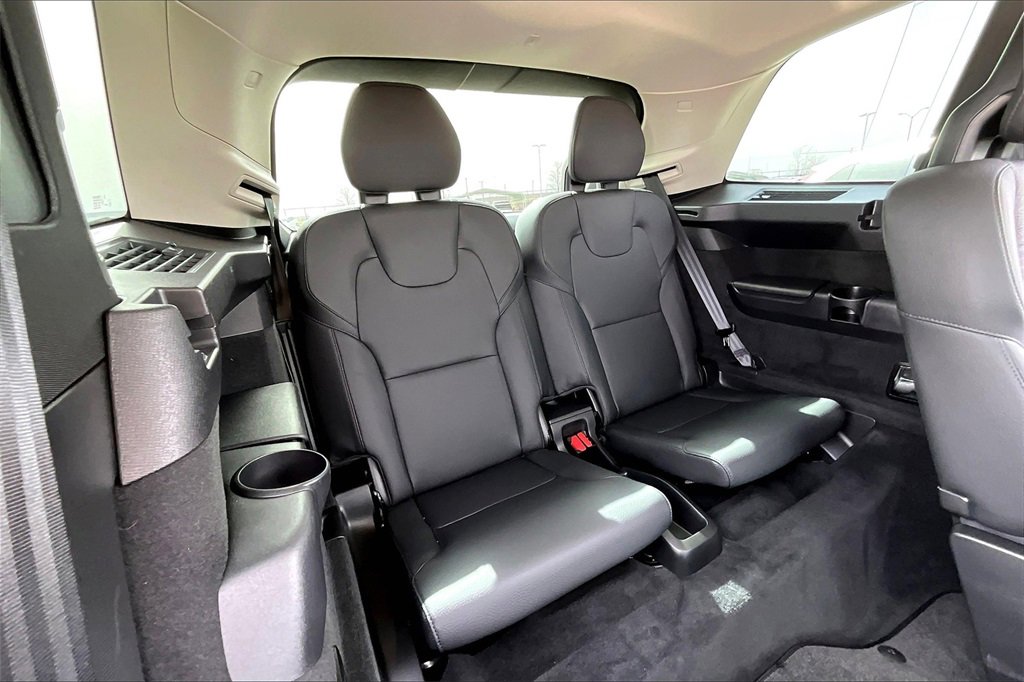 2024 Volvo XC90 Plus - Photo 37