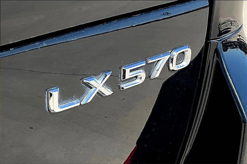 2018 Lexus LX 570 - Photo 43
