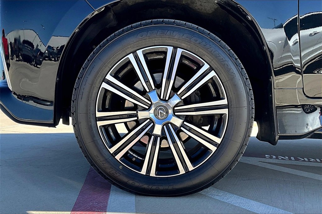2018 Lexus LX 570 - Photo 11