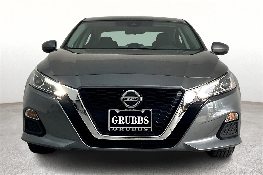 Used 2022 Nissan Altima 2.5 SV Sedan