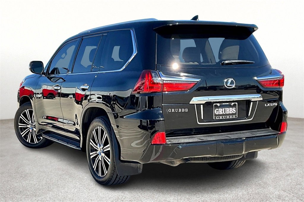 2018 Lexus LX 570 - Photo 15