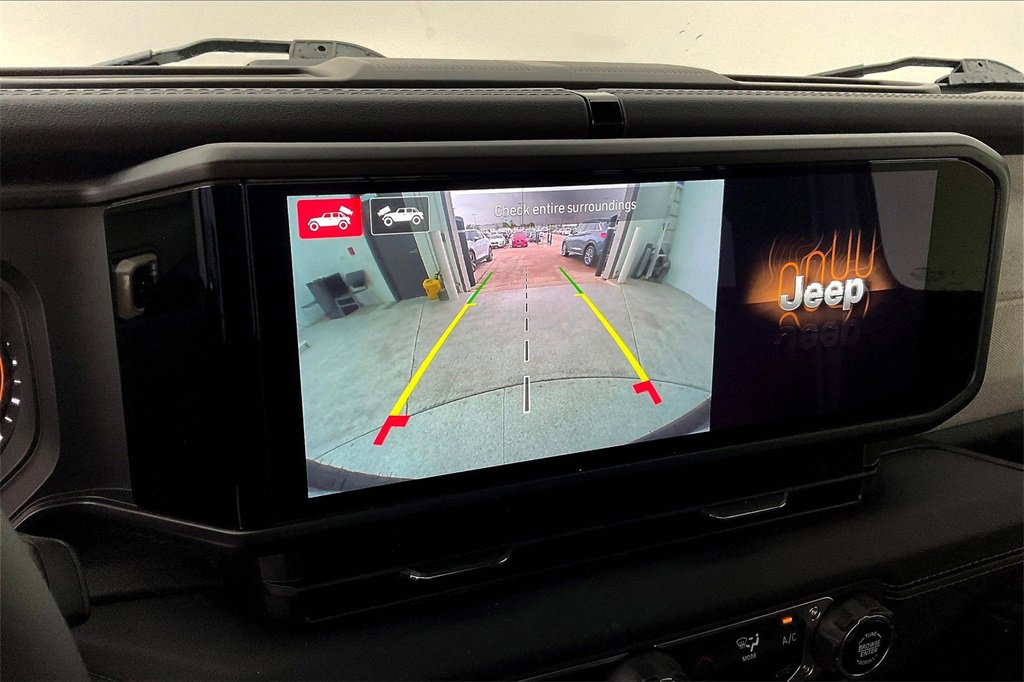 2024 Jeep Wrangler 4-Door Sahara - Photo 27