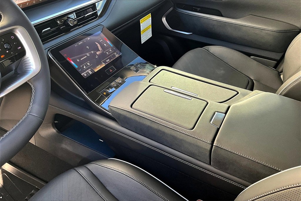 2025 INFINITI QX80 Luxe - Photo 11