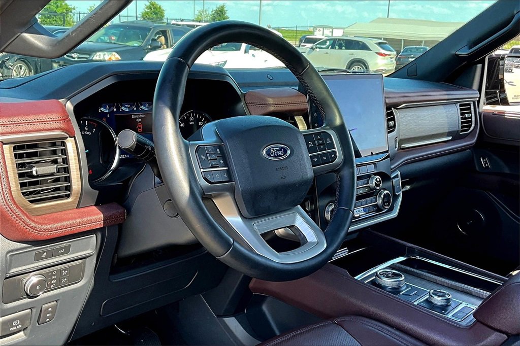 2022 Ford Expedition Limited - Photo 15