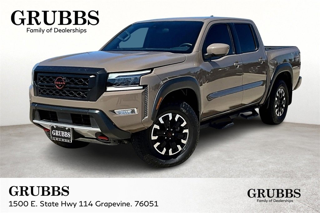 2023 Nissan Frontier PRO-4X's photo