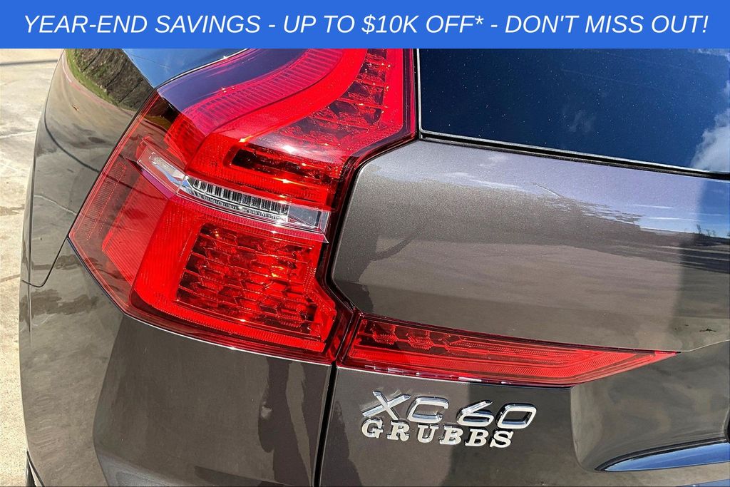 2025 Volvo XC60 Core - Photo 39