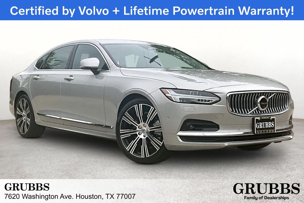 2025 Volvo S90 B6 Ultra Bright AWD's photo