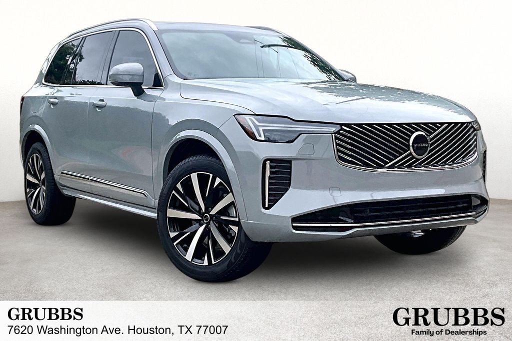New 2026 Volvo XC90 B5 Core