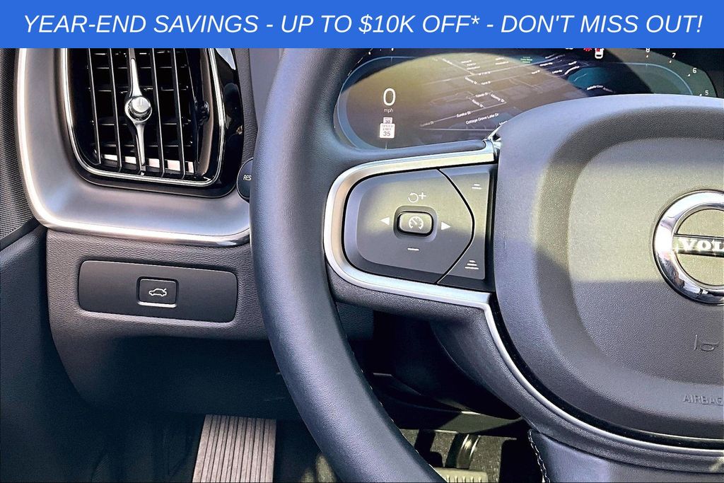 2025 Volvo XC60 Core - Photo 25