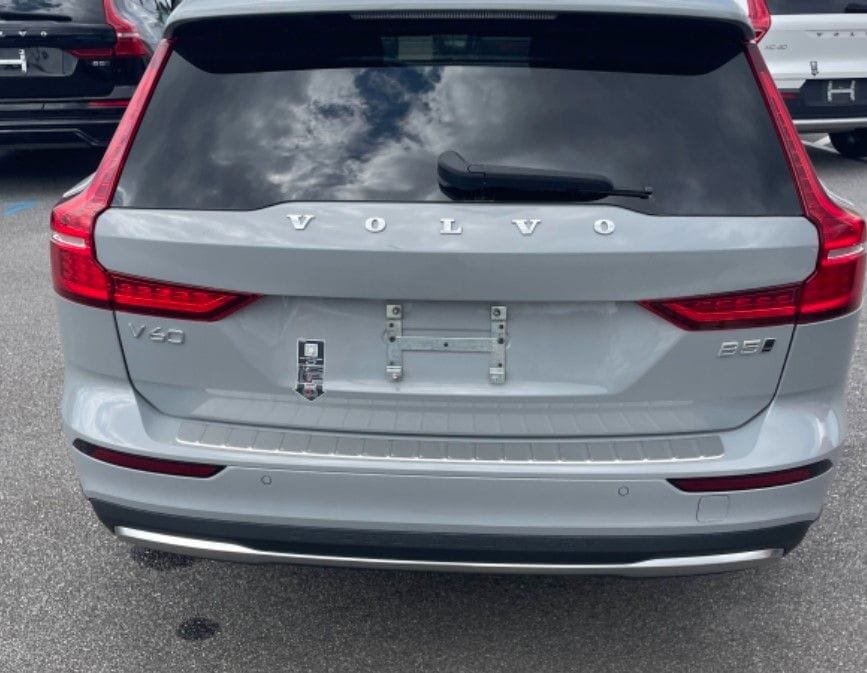 2024 Volvo V60 Cross Country B5 Plus AWD's photo