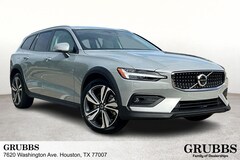 2026 Volvo V60 Cross Country B5 Plus AWD Wagon