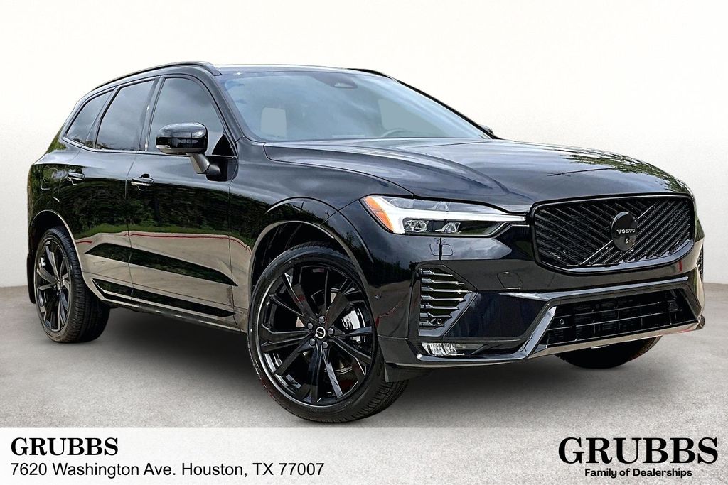 2026 Volvo XC60 B5 Ultra Black Edition Theme AWD's photo