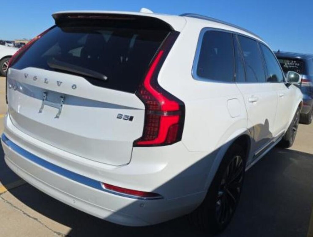 Used 2025 Volvo XC90 Plus SUV