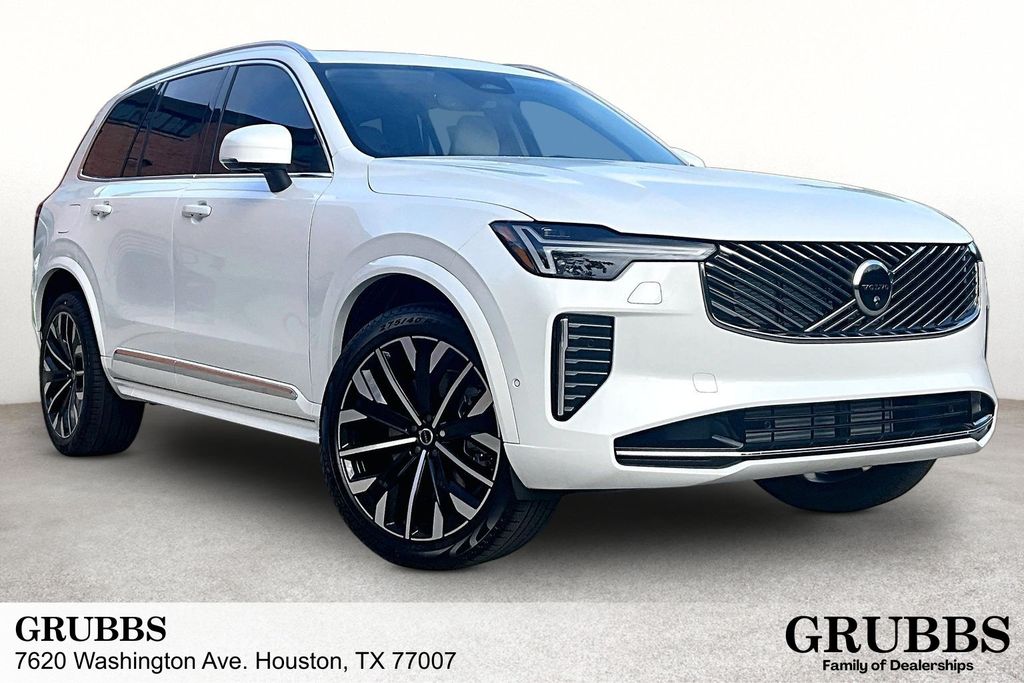 New 2026 Volvo XC90 plug-in hybrid T8 Ultra 7-Seater