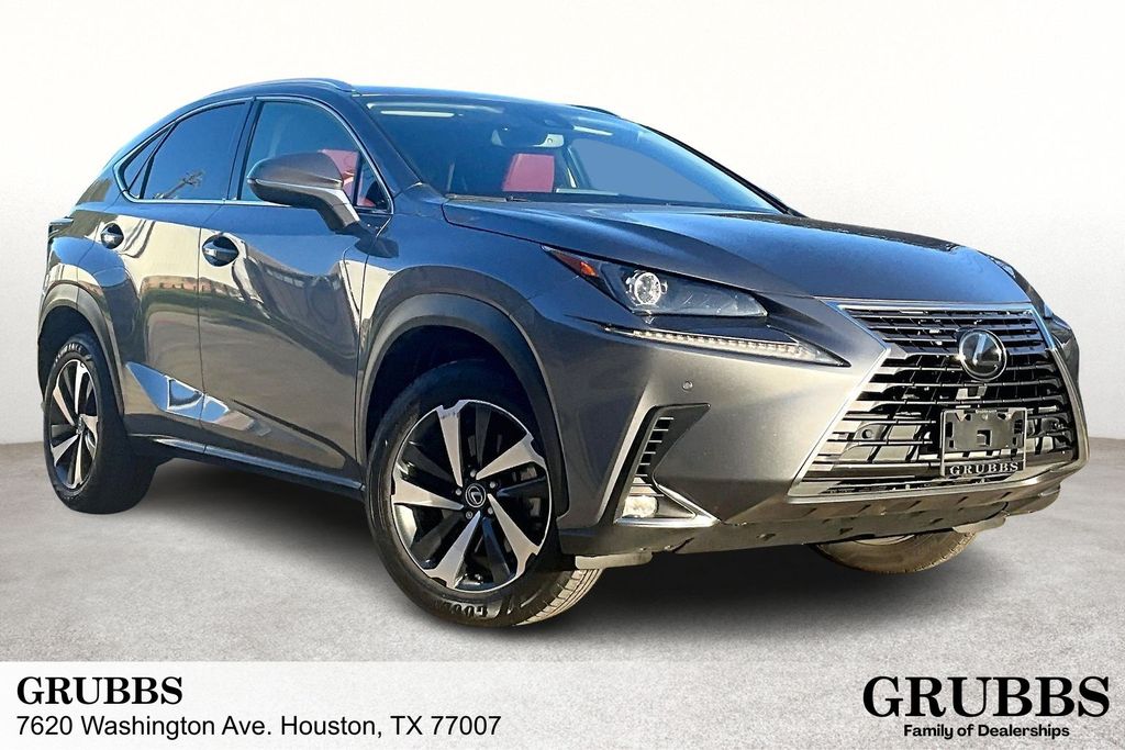 2021 Lexus NX 300's photo