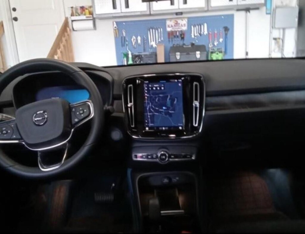 Used 2023 Volvo C40 Recharge Ultimate