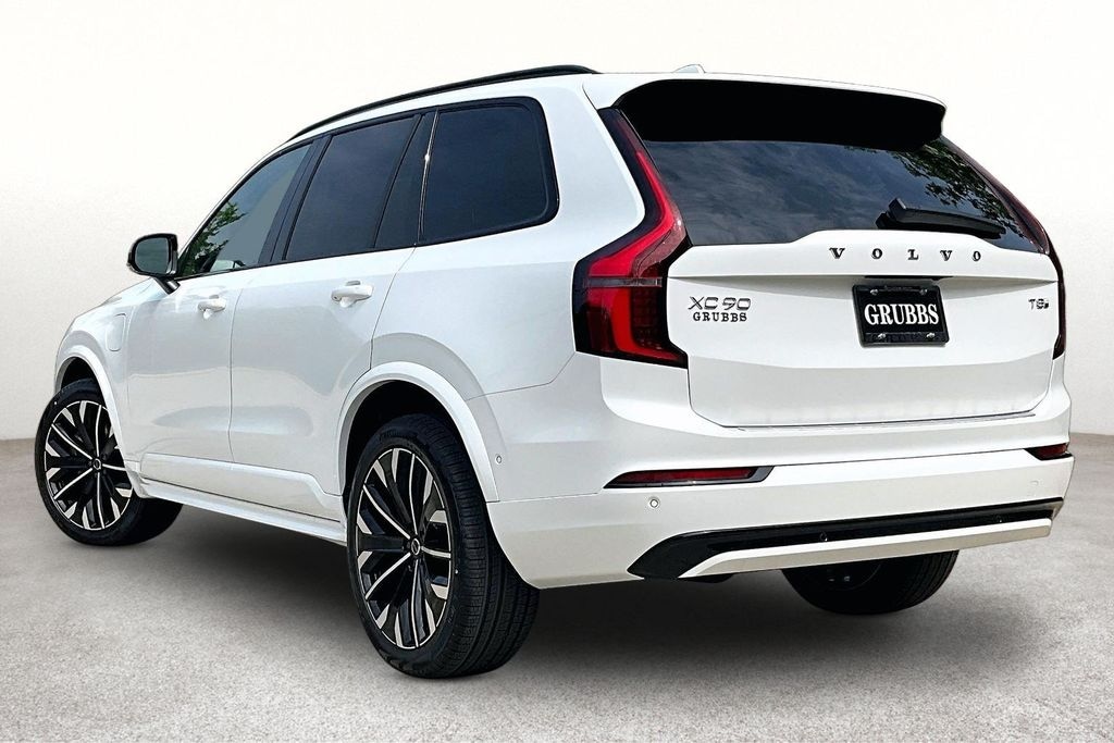 New 2026 Volvo XC90 plug-in hybrid T8 Ultra Dark Theme 6-Seater SUV