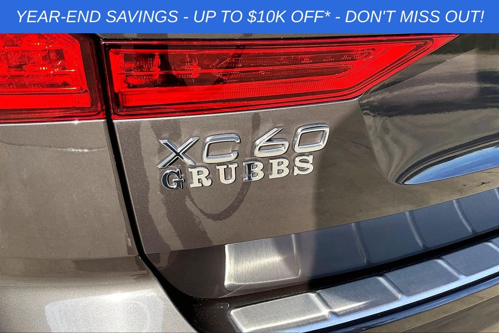 2025 Volvo XC60 Core - Photo 41
