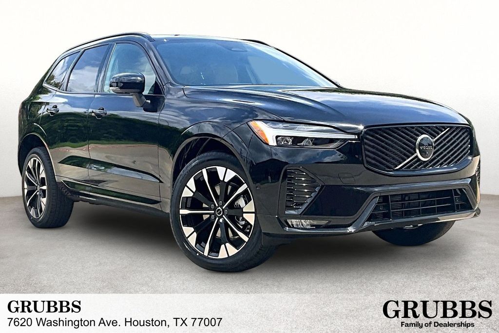 2026 Volvo XC60 B5 Plus Dark AWD's photo