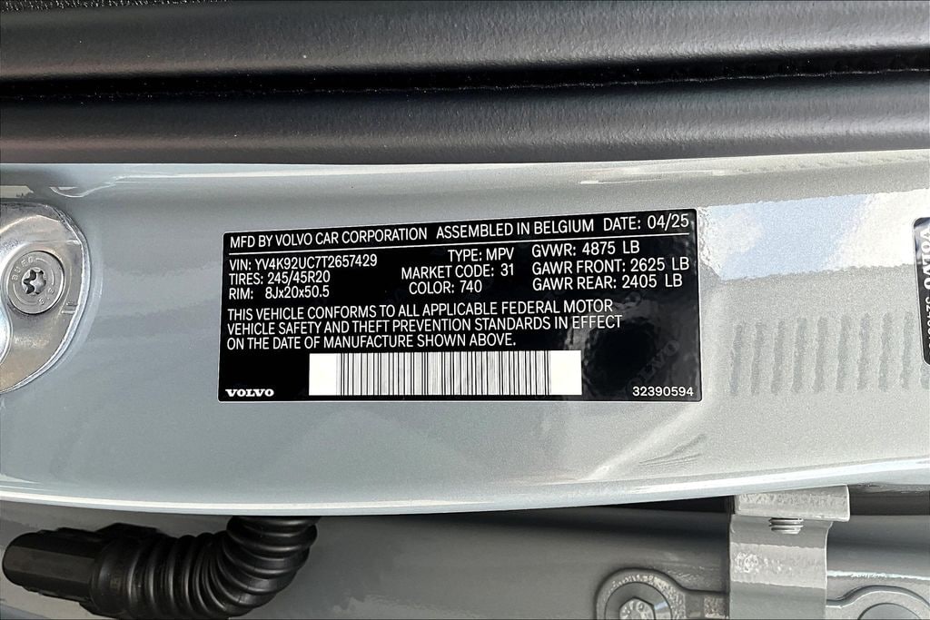 2026 Volvo XC40 Plus - Photo 19
