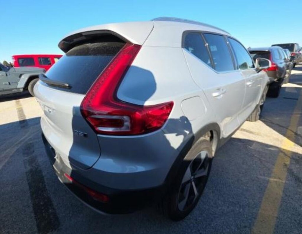 Used 2025 Volvo XC40 Plus Bright Theme SUV