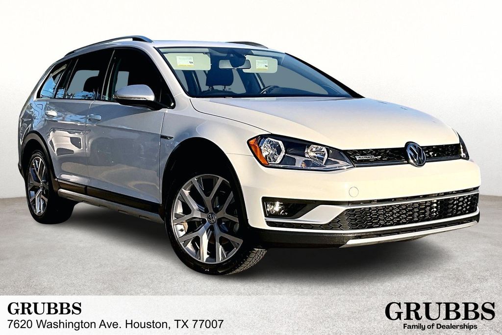 2017 Volkswagen Golf Alltrack Alltrack SEL's photo