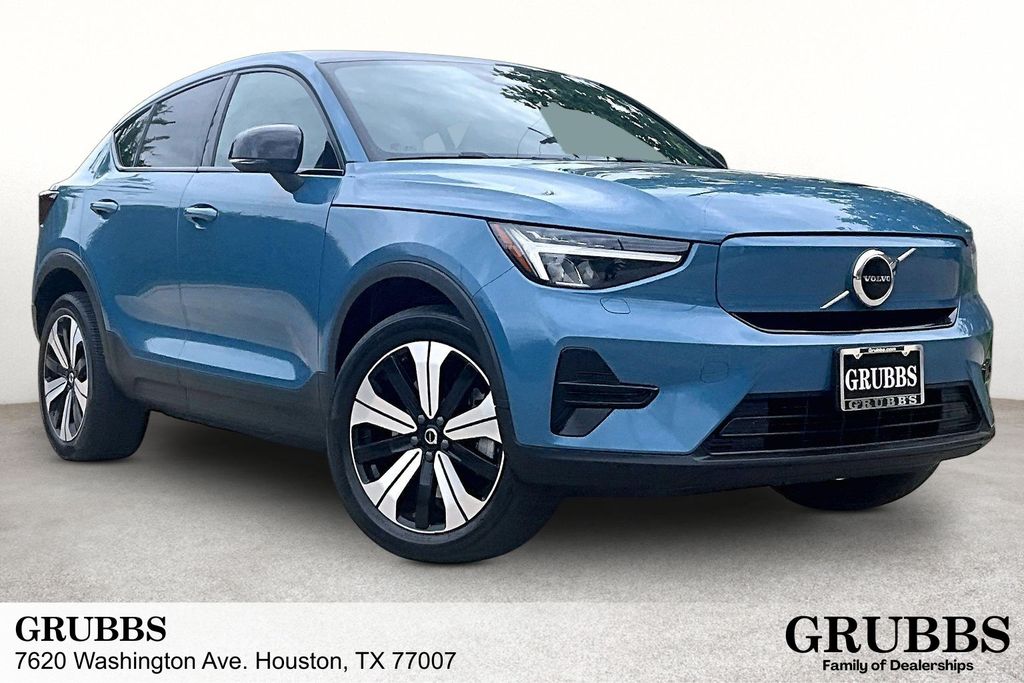 2023 Volvo C40 P8 Recharge Core AWD's photo