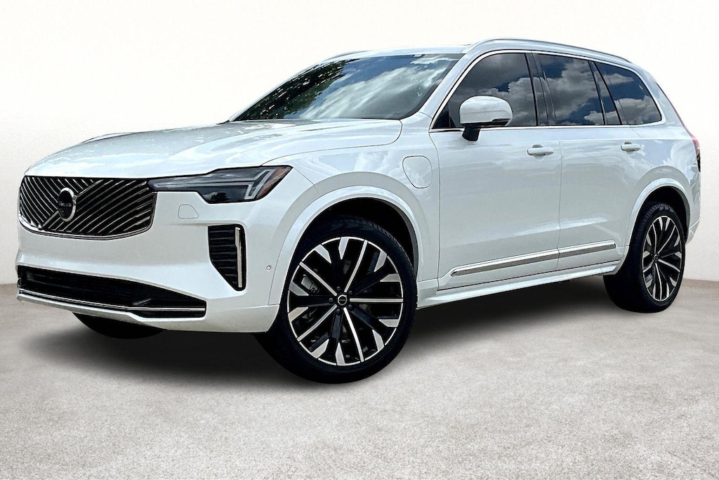 New 2026 Volvo XC90 plug-in hybrid T8 Plus 6-Seater SUV