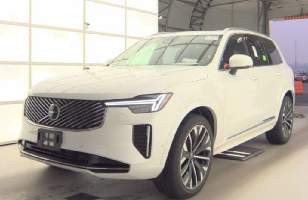 Used 2025 Volvo XC90 B6 Plus 7-Seater SUV