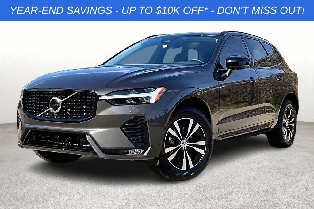 2025 Volvo XC60 Core - Photo 14