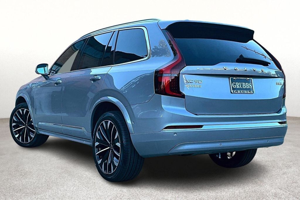 New 2026 Volvo XC90 B6 Plus 7-Seater SUV