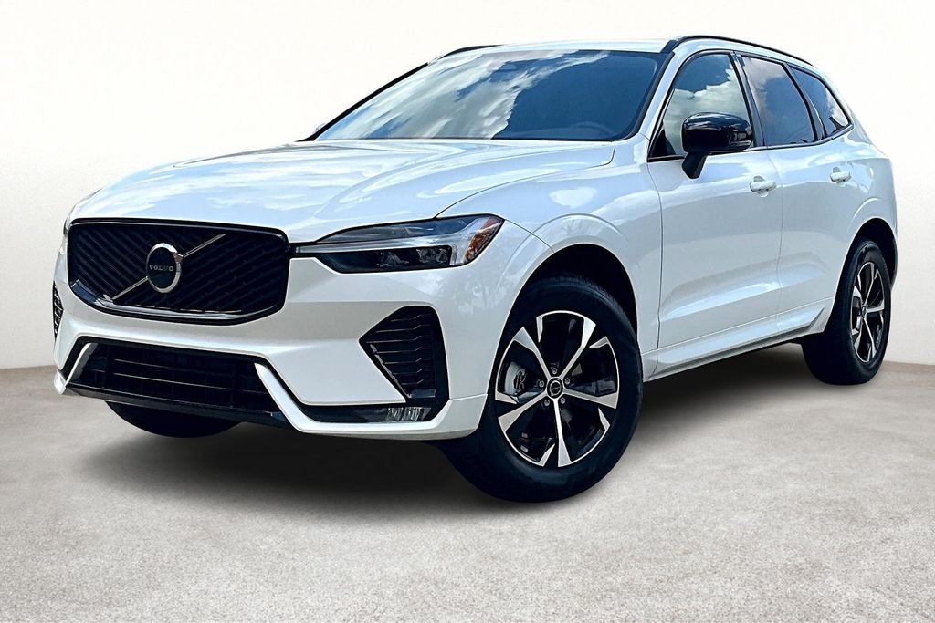 New 2026 Volvo XC60 B5 Core SUV