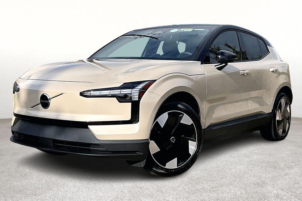 New 2026 Volvo EX30 Twin Motor Plus SUV