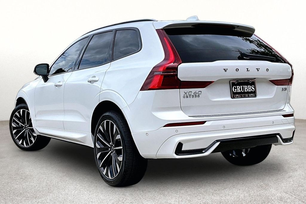 New 2026 Volvo XC60 B5 Ultra SUV