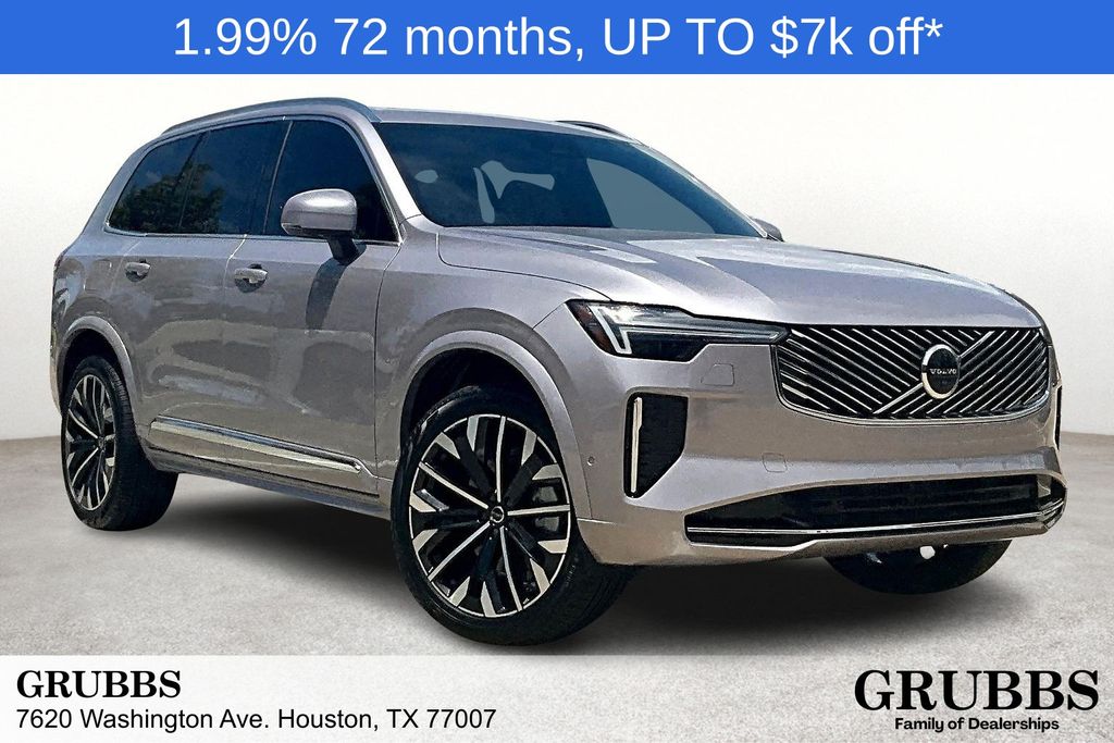 2026 Volvo XC90 Plus's photo