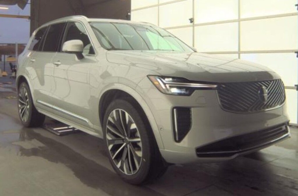 Used 2025 Volvo XC90 B6 Plus 7-Seater SUV