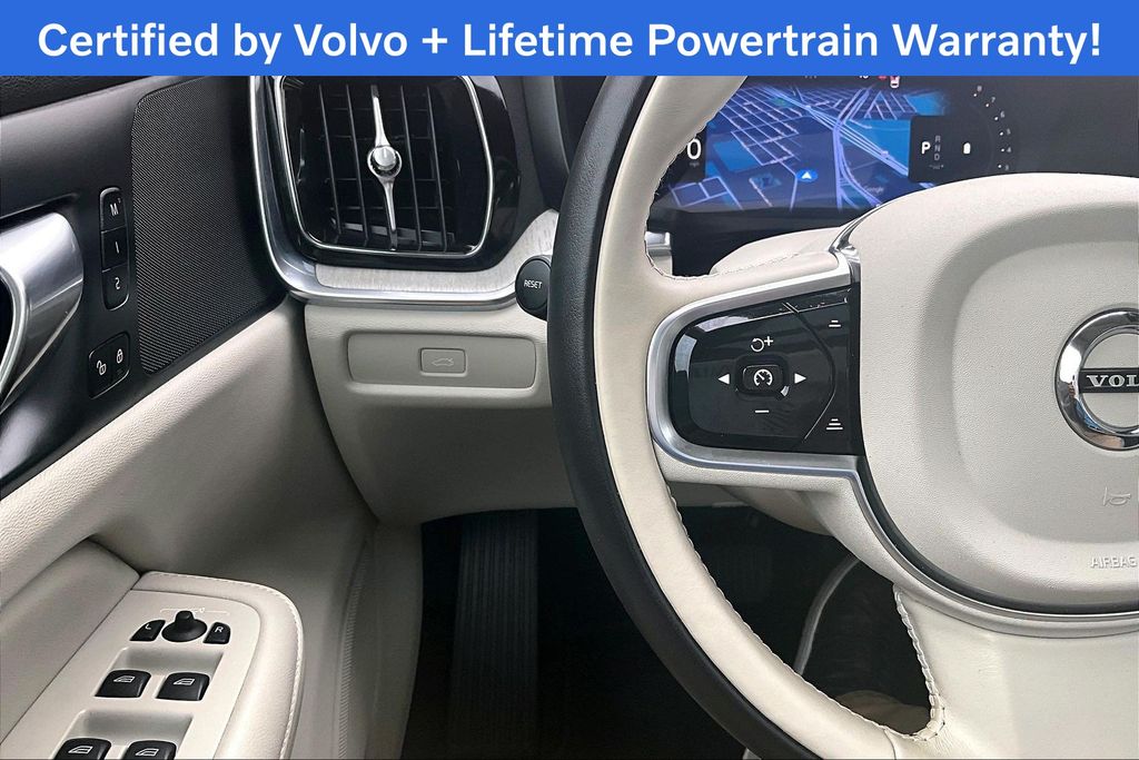 2025 Volvo S60 25