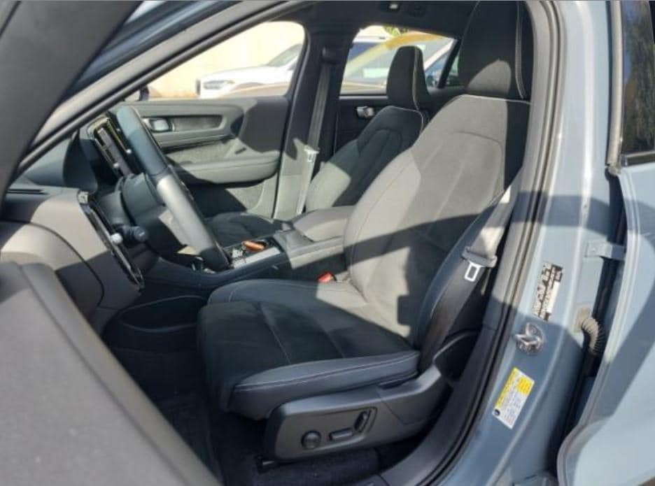 Used 2023 Volvo C40 Plus with VIN YV4ED3GL9P2041024 for sale in Houston, TX