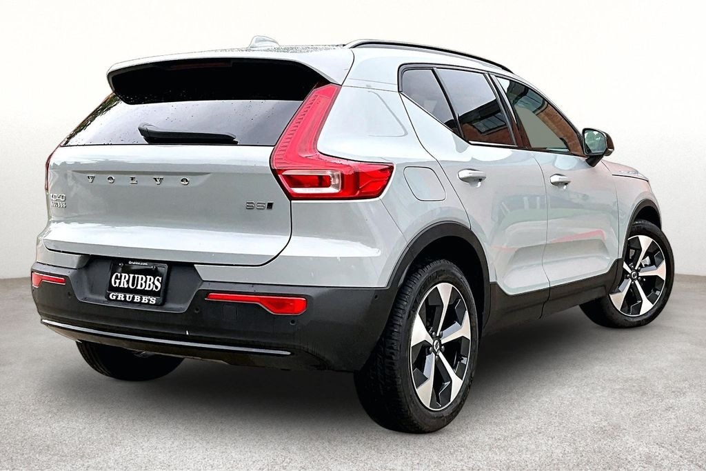 Certified 2026 Volvo XC40 B5 Plus SUV