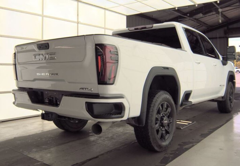 Used 2025 GMC Sierra 2500HD AT4 Truck