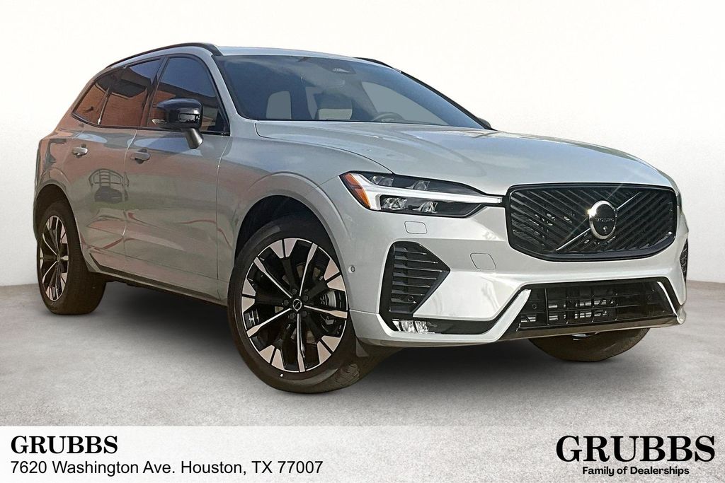 2026 Volvo XC60 B5 Plus Dark AWD's photo