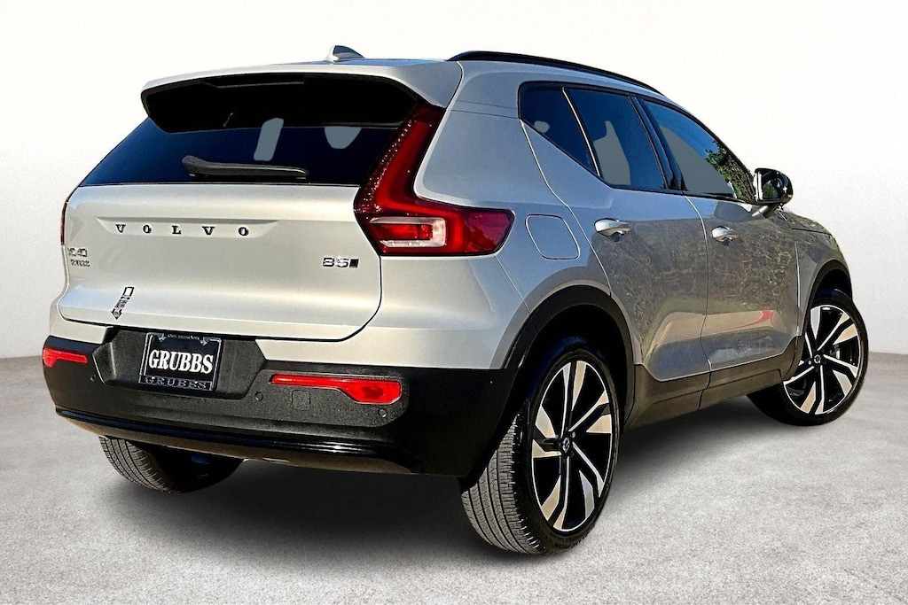 Certified 2025 Volvo XC40 Plus Dark Theme SUV
