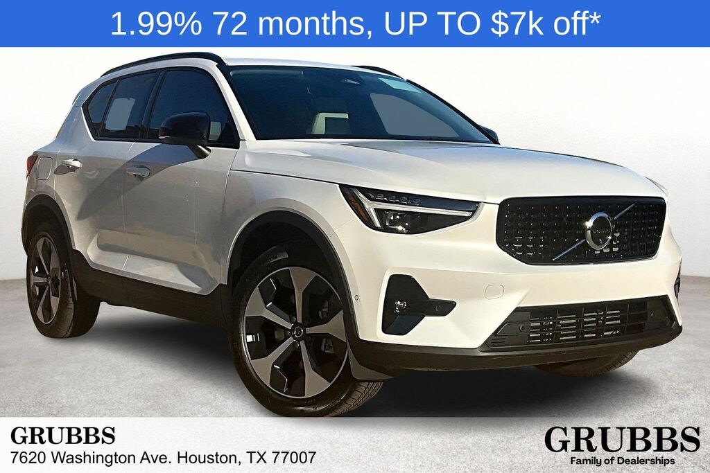 New 2026 Volvo XC40 B5 Plus SUV