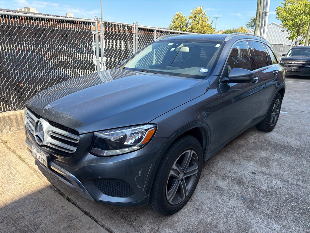  Mercedes-Benz GLC