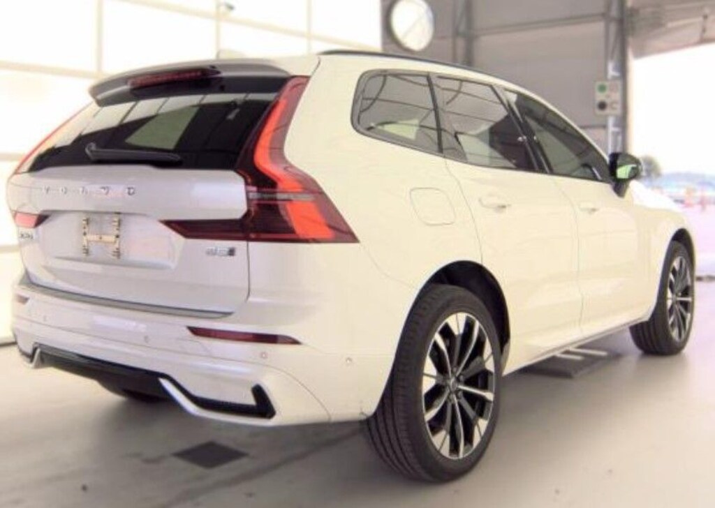 Used 2026 Volvo XC60 B5 Plus SUV