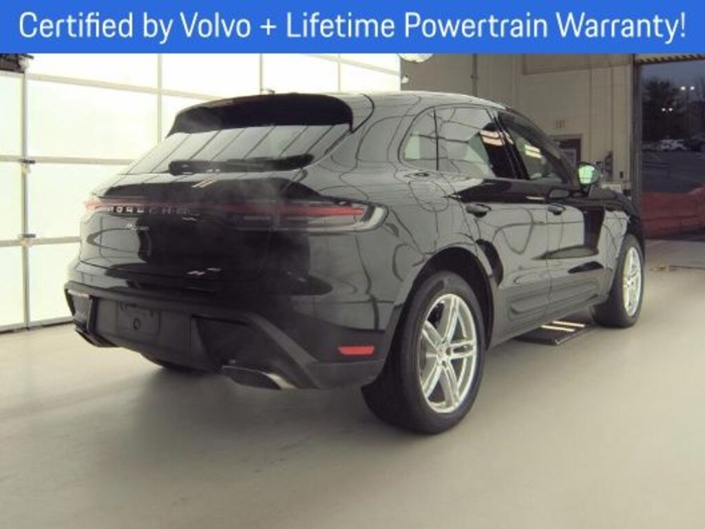 Used 2022 Porsche Macan Base SUV