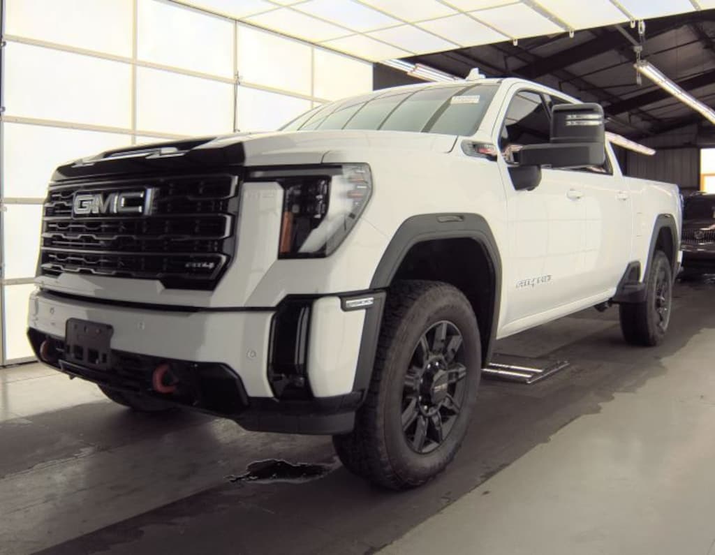 Used 2025 GMC Sierra 2500HD AT4 Truck