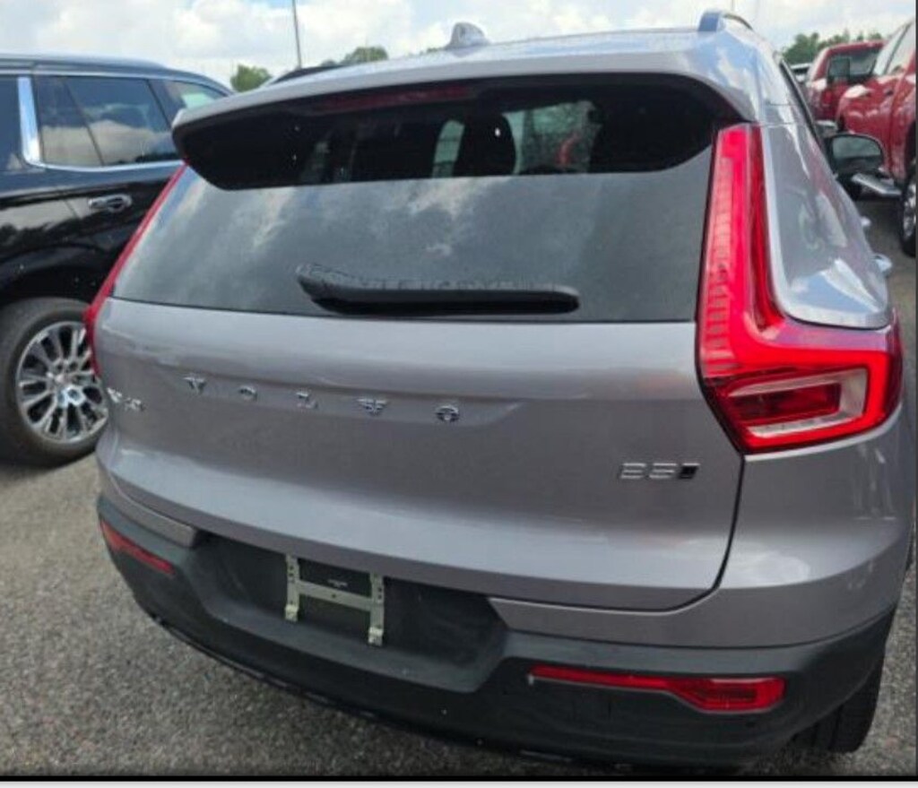 Used 2026 Volvo XC40 B5 Plus SUV