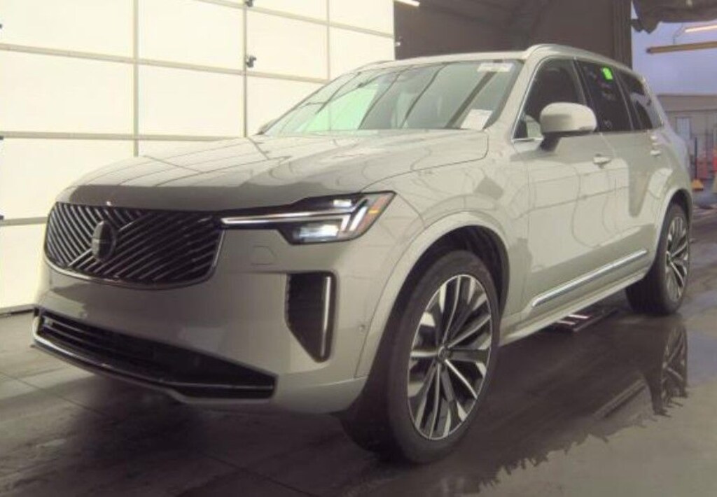 Used 2025 Volvo XC90 B6 Plus 7-Seater SUV